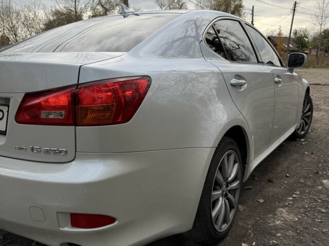 Лексус ІС 2008 у Києві на Automoto.ua Білий Лексус ІС, об'ємом двигуна 2.5 л та пробігом 235 тис. км за 9350 $, фото 10 на Automoto.ua