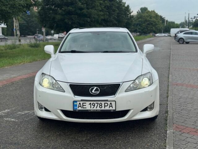 Білий Лексус ІС, об'ємом двигуна 3 л та пробігом 207 тис. км за 7700 $, фото 4 на Automoto.ua