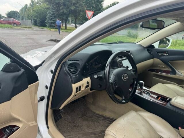 Білий Лексус ІС, об'ємом двигуна 3 л та пробігом 207 тис. км за 7700 $, фото 12 на Automoto.ua