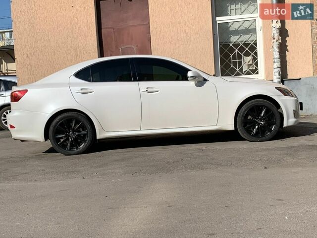 Білий Лексус ІС, об'ємом двигуна 2.5 л та пробігом 189 тис. км за 10700 $, фото 6 на Automoto.ua