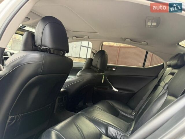 Білий Лексус ІС, об'ємом двигуна 2.5 л та пробігом 212 тис. км за 8350 $, фото 19 на Automoto.ua