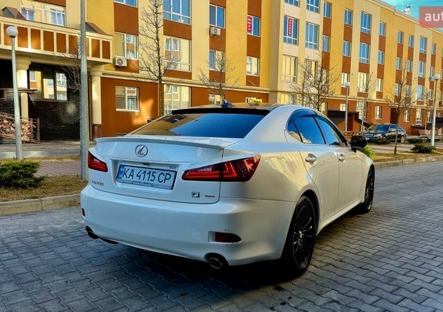 Білий Лексус ІС, об'ємом двигуна 2.5 л та пробігом 216 тис. км за 8500 $, фото 12 на Automoto.ua