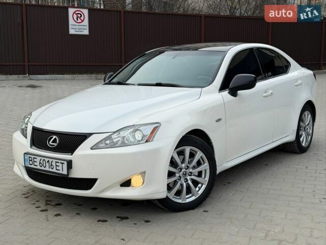 Білий Лексус ІС, об'ємом двигуна 2.5 л та пробігом 212 тис. км за 8350 $, фото 9 на Automoto.ua
