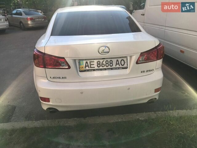 Білий Лексус ІС, об'ємом двигуна 2.5 л та пробігом 189 тис. км за 10700 $, фото 10 на Automoto.ua
