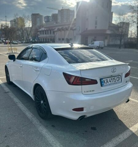 Білий Лексус ІС, об'ємом двигуна 2.5 л та пробігом 215 тис. км за 8200 $, фото 5 на Automoto.ua
