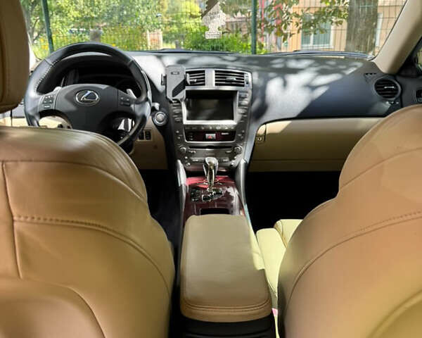 Белый Лексус ИС, объемом двигателя 2.5 л и пробегом 167 тыс. км за 8850 $, фото 13 на Automoto.ua