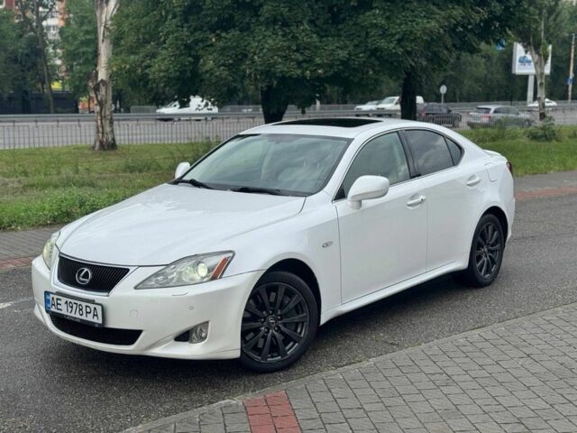 Білий Лексус ІС, об'ємом двигуна 3 л та пробігом 207 тис. км за 7700 $, фото 3 на Automoto.ua
