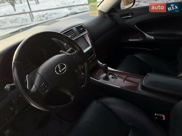 Білий Лексус ІС, об'ємом двигуна 2.5 л та пробігом 212 тис. км за 8550 $, фото 21 на Automoto.ua