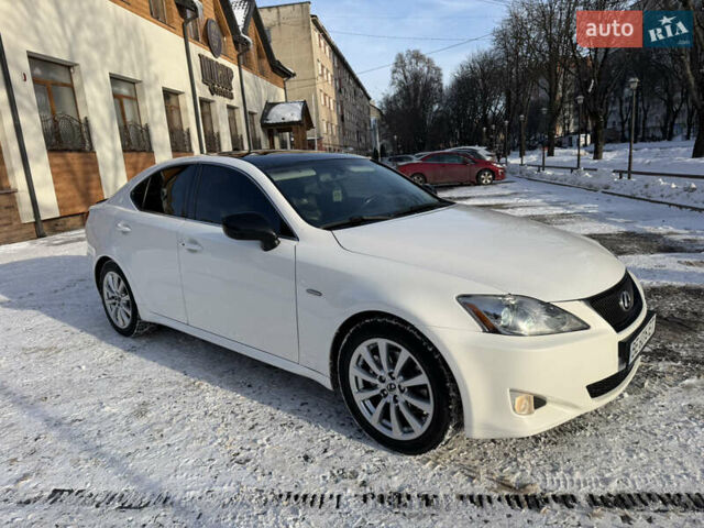 Білий Лексус ІС, об'ємом двигуна 2.5 л та пробігом 212 тис. км за 8550 $, фото 3 на Automoto.ua