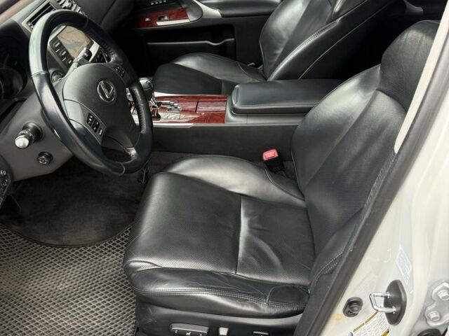 Лексус ІС 2008 у Києві на Automoto.ua Білий Лексус ІС, об'ємом двигуна 2.5 л та пробігом 235 тис. км за 9350 $, фото 2 на Automoto.ua