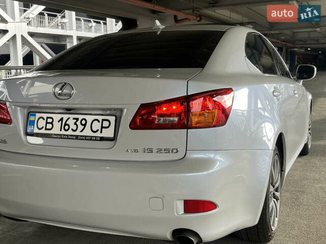 Белый Лексус ИС, объемом двигателя 2.5 л и пробегом 230 тыс. км за 10300 $, фото 12 на Automoto.ua