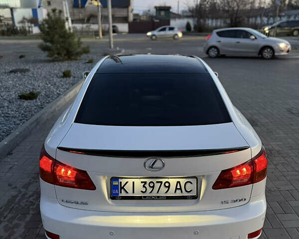 Білий Лексус ІС, об'ємом двигуна 3 л та пробігом 264 тис. км за 9990 $, фото 11 на Automoto.ua