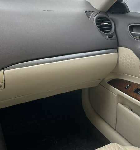 Білий Лексус ІС, об'ємом двигуна 2.49 л та пробігом 297 тис. км за 12500 $, фото 30 на Automoto.ua