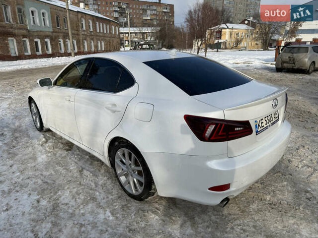 Білий Лексус ІС, об'ємом двигуна 2.5 л та пробігом 226 тис. км за 11000 $, фото 6 на Automoto.ua