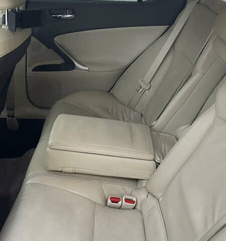 Білий Лексус ІС, об'ємом двигуна 2.49 л та пробігом 297 тис. км за 12500 $, фото 20 на Automoto.ua