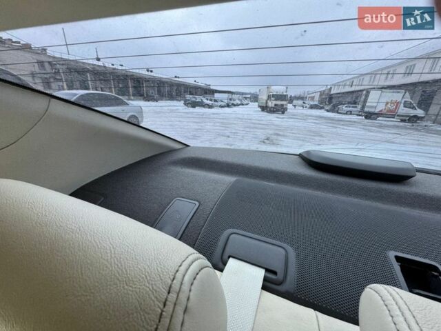 Белый Лексус ИС, объемом двигателя 2.5 л и пробегом 265 тыс. км за 4500 $, фото 37 на Automoto.ua