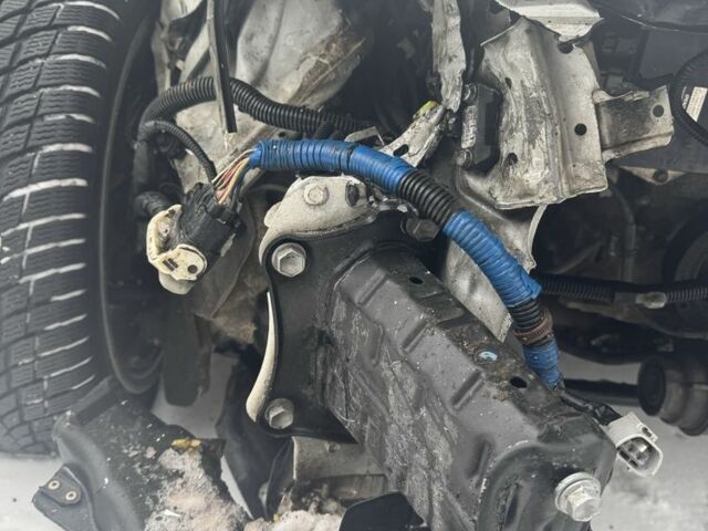 Білий Лексус ІС, об'ємом двигуна 2.5 л та пробігом 265 тис. км за 7000 $, фото 7 на Automoto.ua