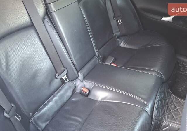 Белый Лексус ИС, объемом двигателя 2.5 л и пробегом 197 тыс. км за 10800 $, фото 13 на Automoto.ua