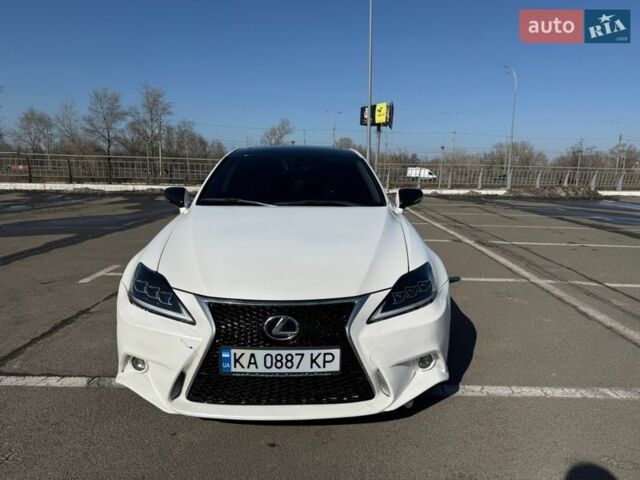 Белый Лексус ИС, объемом двигателя 2.5 л и пробегом 150 тыс. км за 12500 $, фото 11 на Automoto.ua