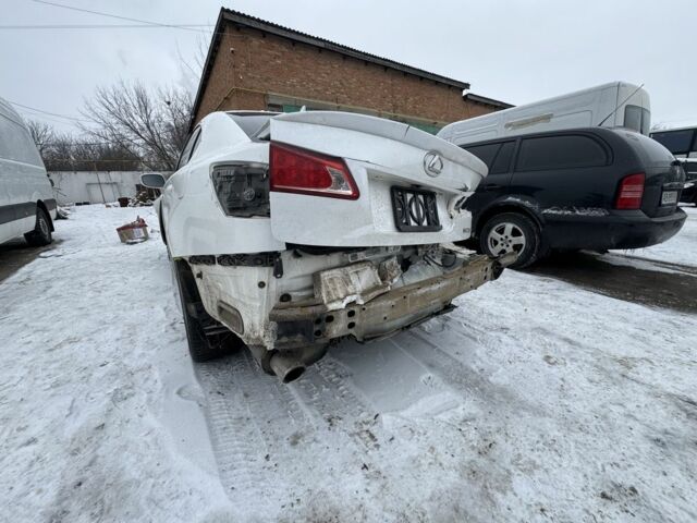Білий Лексус ІС, об'ємом двигуна 2.5 л та пробігом 265 тис. км за 7000 $, фото 13 на Automoto.ua
