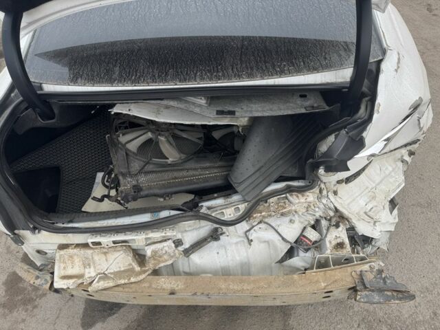 Белый Лексус ИС, объемом двигателя 2.5 л и пробегом 265 тыс. км за 3500 $, фото 22 на Automoto.ua