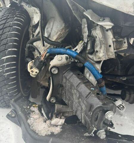 Белый Лексус ИС, объемом двигателя 2.5 л и пробегом 265 тыс. км за 4500 $, фото 8 на Automoto.ua