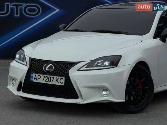 Білий Лексус ІС, об'ємом двигуна 2.5 л та пробігом 148 тис. км за 12499 $, фото 1 на Automoto.ua