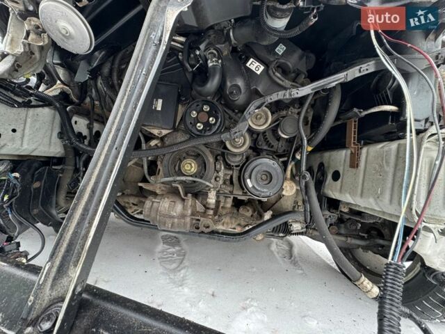 Белый Лексус ИС, объемом двигателя 2.5 л и пробегом 265 тыс. км за 4500 $, фото 12 на Automoto.ua