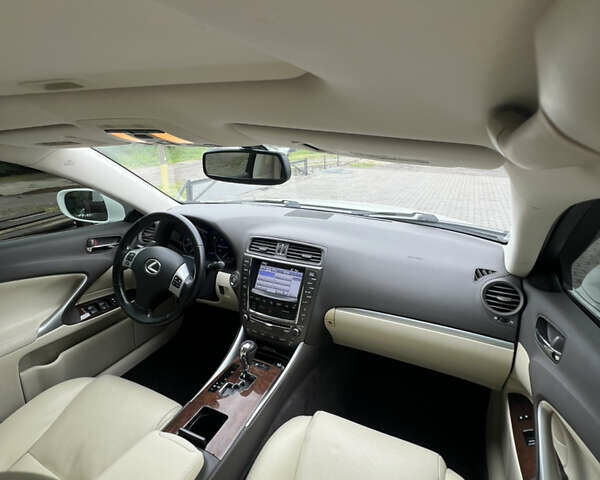 Білий Лексус ІС, об'ємом двигуна 2.5 л та пробігом 257 тис. км за 12200 $, фото 49 на Automoto.ua
