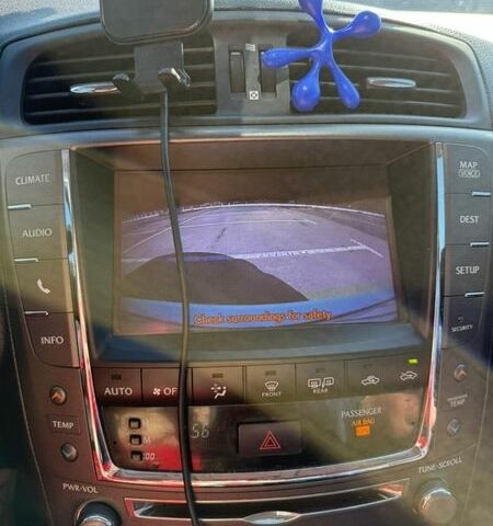 Белый Лексус ИС, объемом двигателя 2.5 л и пробегом 150 тыс. км за 12500 $, фото 31 на Automoto.ua