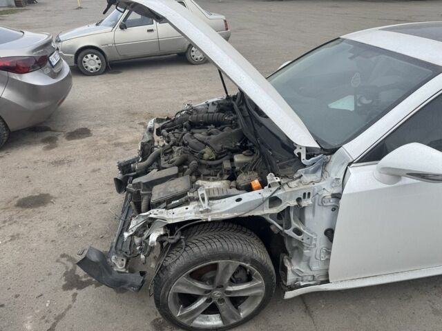 Белый Лексус ИС, объемом двигателя 2.5 л и пробегом 265 тыс. км за 3500 $, фото 7 на Automoto.ua