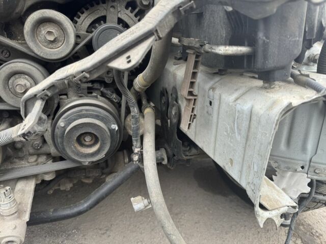 Белый Лексус ИС, объемом двигателя 2.5 л и пробегом 265 тыс. км за 3500 $, фото 13 на Automoto.ua