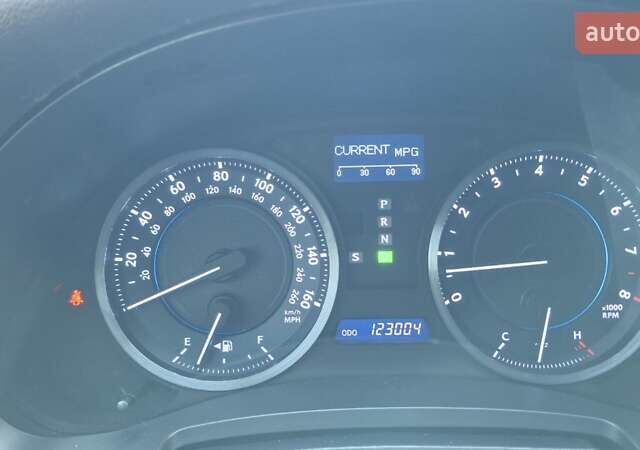 Белый Лексус ИС, объемом двигателя 2.5 л и пробегом 197 тыс. км за 10800 $, фото 12 на Automoto.ua