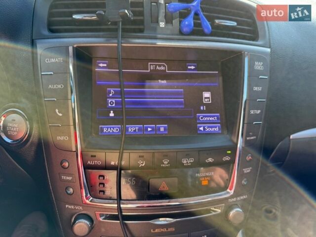 Белый Лексус ИС, объемом двигателя 2.5 л и пробегом 150 тыс. км за 12500 $, фото 30 на Automoto.ua