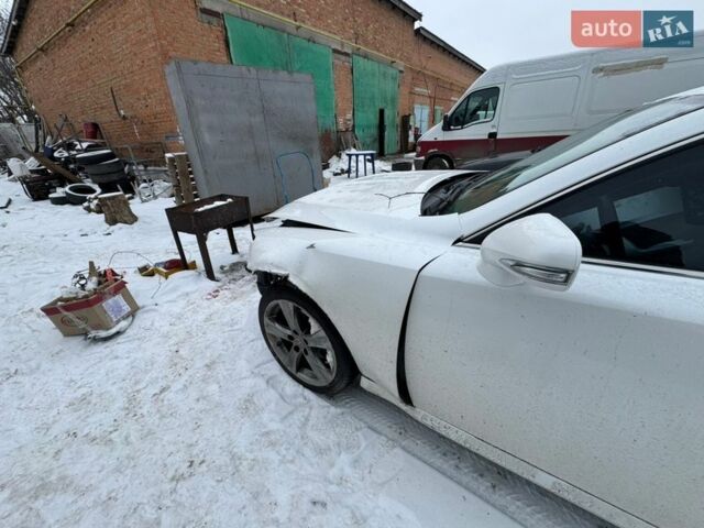 Белый Лексус ИС, объемом двигателя 2.5 л и пробегом 265 тыс. км за 4500 $, фото 13 на Automoto.ua