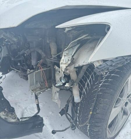 Белый Лексус ИС, объемом двигателя 2.5 л и пробегом 265 тыс. км за 4500 $, фото 3 на Automoto.ua