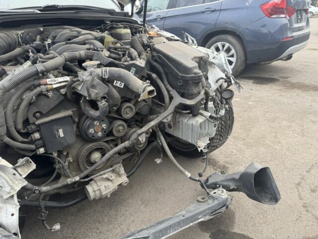 Белый Лексус ИС, объемом двигателя 2.5 л и пробегом 265 тыс. км за 3500 $, фото 9 на Automoto.ua