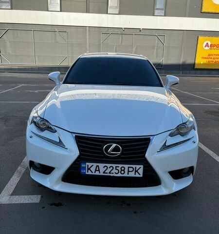 Білий Лексус ІС, об'ємом двигуна 2.5 л та пробігом 143 тис. км за 16000 $, фото 25 на Automoto.ua