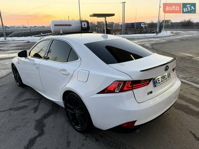 Белый Лексус ИС, объемом двигателя 2.5 л и пробегом 185 тыс. км за 14900 $, фото 68 на Automoto.ua