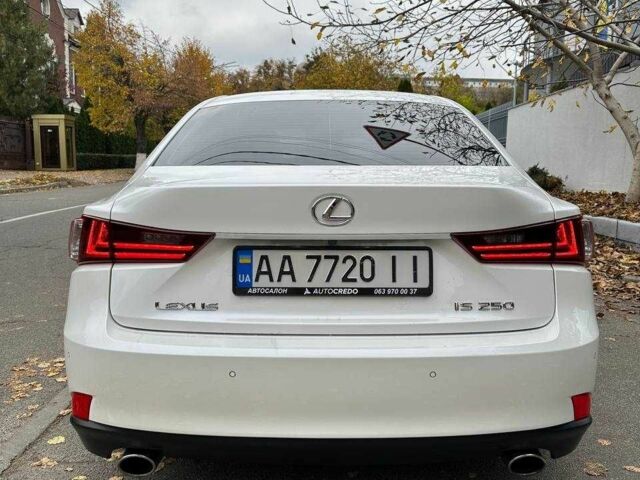 Лексус ИС 2013 в Киеве на Automoto.ua Белый Лексус ИС, объемом двигателя 2.5 л и пробегом 122 тыс. км за 16500 $, фото 17 на Automoto.ua