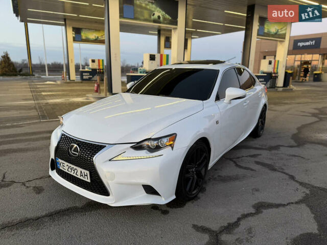 Белый Лексус ИС, объемом двигателя 2.5 л и пробегом 185 тыс. км за 14900 $, фото 55 на Automoto.ua
