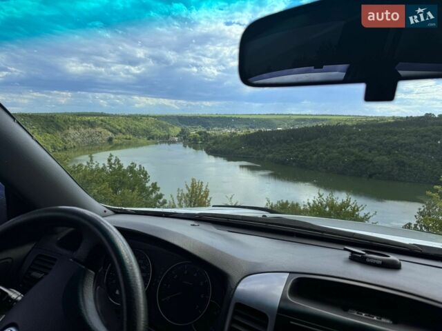 Білий Лексус ІС, об'ємом двигуна 2.5 л та пробігом 258 тис. км за 14500 $, фото 26 на Automoto.ua
