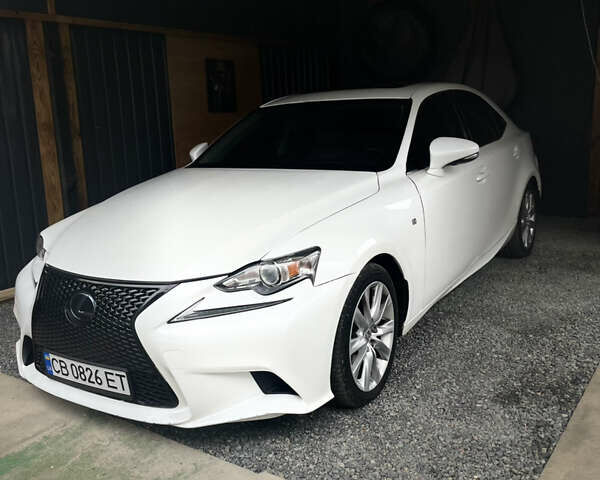 Білий Лексус ІС, об'ємом двигуна 2.5 л та пробігом 170 тис. км за 15300 $, фото 1 на Automoto.ua