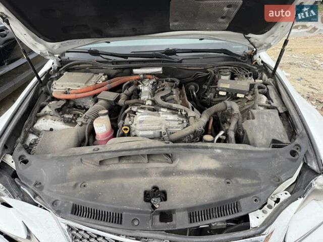 Білий Лексус ІС, об'ємом двигуна 2.49 л та пробігом 150 тис. км за 14400 $, фото 7 на Automoto.ua