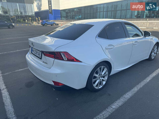 Білий Лексус ІС, об'ємом двигуна 2.5 л та пробігом 177 тис. км за 16300 $, фото 10 на Automoto.ua