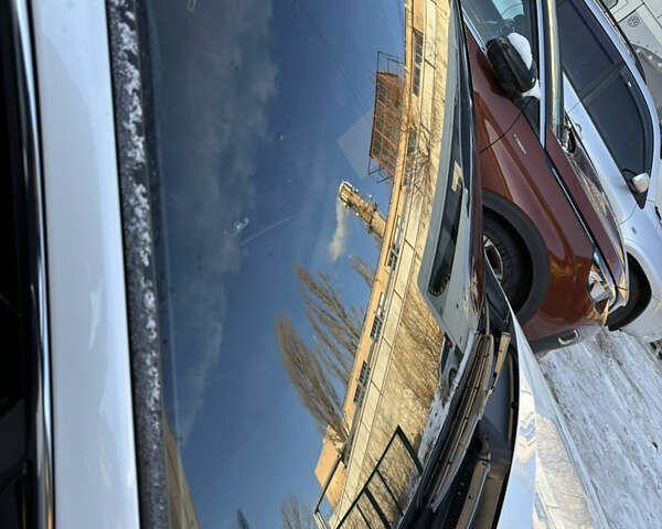 Білий Лексус ІС, об'ємом двигуна 2.5 л та пробігом 144 тис. км за 14500 $, фото 11 на Automoto.ua