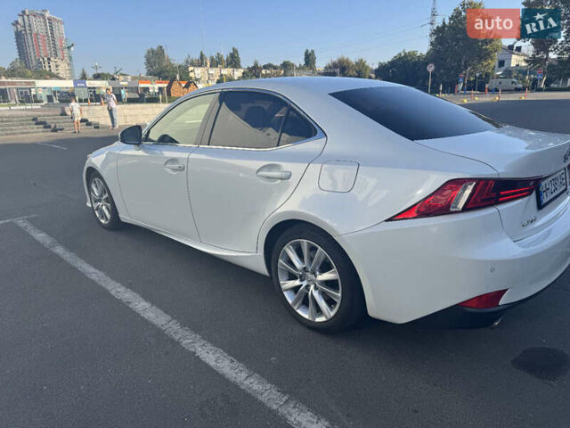 Білий Лексус ІС, об'ємом двигуна 2.5 л та пробігом 177 тис. км за 16300 $, фото 8 на Automoto.ua