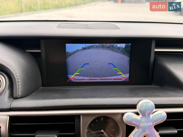 Білий Лексус ІС, об'ємом двигуна 2.5 л та пробігом 178 тис. км за 16400 $, фото 26 на Automoto.ua