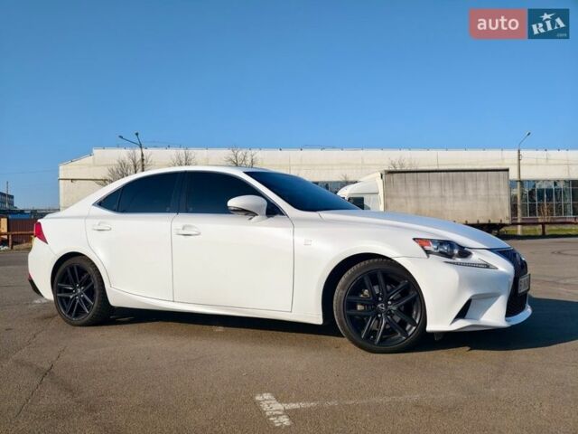 Белый Лексус ИС, объемом двигателя 2.5 л и пробегом 121 тыс. км за 16500 $, фото 14 на Automoto.ua