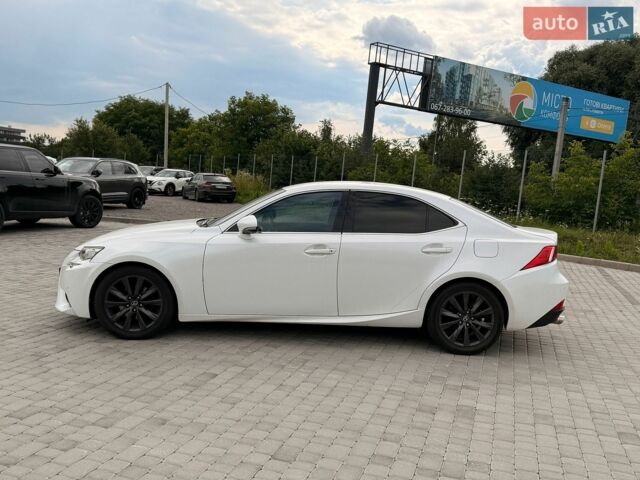 Білий Лексус ІС, об'ємом двигуна 2.5 л та пробігом 178 тис. км за 16400 $, фото 7 на Automoto.ua